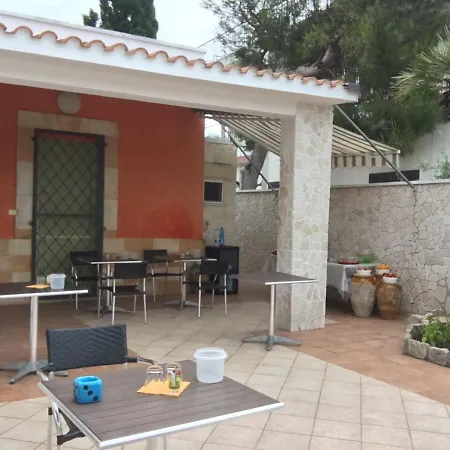 Guest house “angel Bay Punta Prosciutto” Is Located In The Heart Of Punta Prosciutto