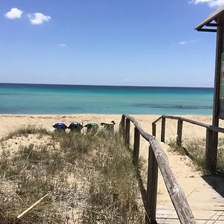 Guest house “angel Bay Punta Prosciutto” Is Located In The Heart Of